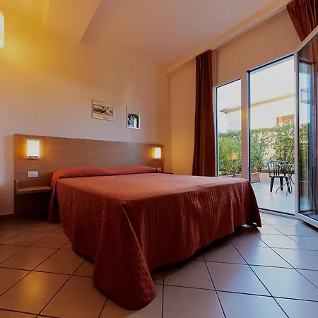 Hotel Bolgheri Marina Marina Di Bibbona
